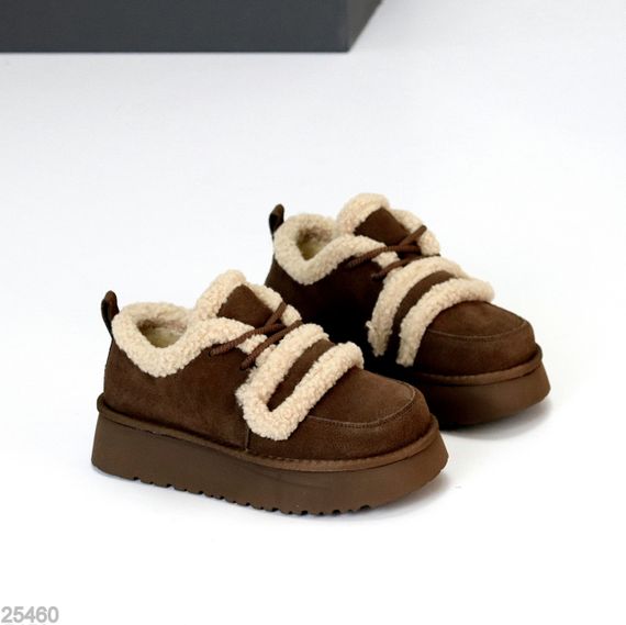 Трендовые замшевые школадные бежевые кроссовки-угги на липучке | Зображення 2