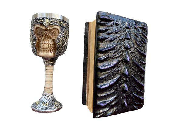 Подарунковий набір Келих 3D Череп у Шоломі та Блокнот 3D «Око Ілюзій» | Зображення 1