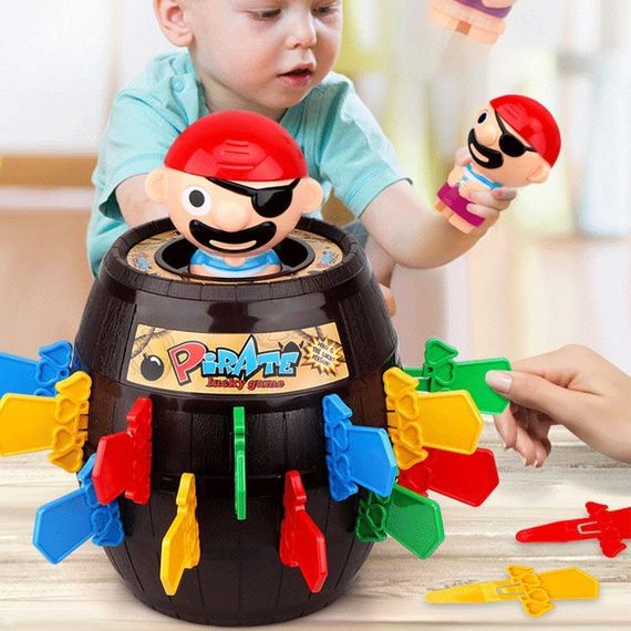 Настольная интерактивная игра Ummi 669-1 Pirate Lucky Game (со звуковым эффектом) Black | Зображення 1