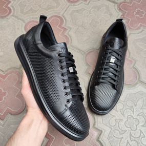 Чорні кеди з перфорацією 47 розмір. Чоловічі кеди великого розміру