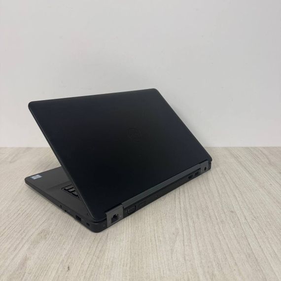 Ноутбук Б-класс Dell Latitude E5470 / 14" (1920x1080) IPS / Intel Core i5-6300U (2 (4) ядра по 2.4 - 3.0 GHz) / 8 GB DDR4 / 256 GB SSD / Intel HD Graphics 520 / WebCam б/у | Зображення 5