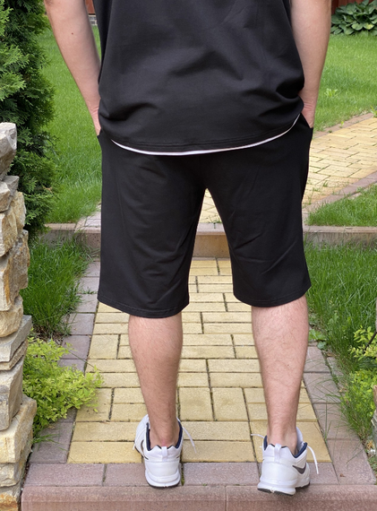 Мужские черные свободные шорты в стиле оверсайз до колен DE9579 цвет черный, размер S | Зображення 1