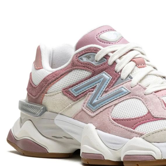 Кросівки жіночі весна-літо New Balance колір білий сірий рожевий | Зображення 1