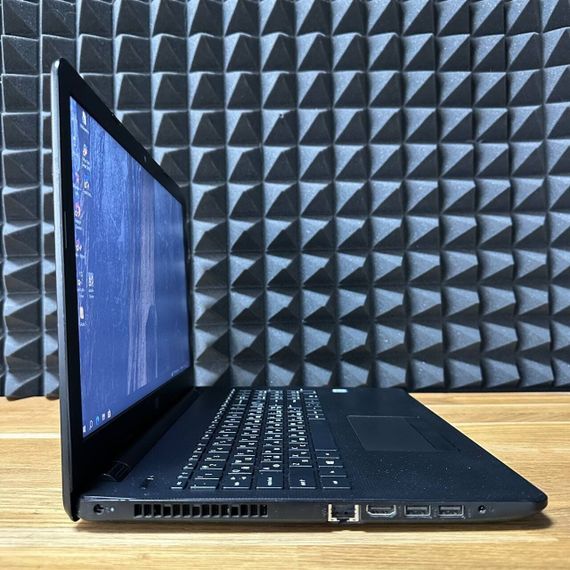 Ноутбук HP Laptop 15 / 15.6" (1920x1080) TN / Intel Core i5-7200U (2 (4) ядра по 2.5 - 3.1 GHz) / 8 GB DDR4 / 256 GB SSD / Intel HD Graphics 620 / WebCam б/у | Зображення 4
