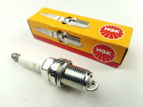 Свічка запалювання NGK BKR5E-11/6953 MAZDA/NISSAN