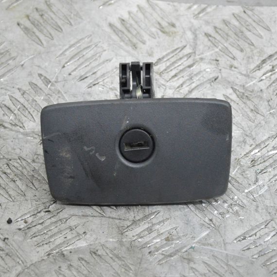 Замок бардачка Hyundai Tucson 2004-2010 Замок бардачка Хюндай Туксон A602