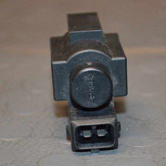 Клапан електромагнітний BMW 3, 5, 7, X3, X5 2.0 / 2.5 / 3.0 / 3.5 / 4.0 D клапан управління EGR БМВ 72234100 | Зображення 2