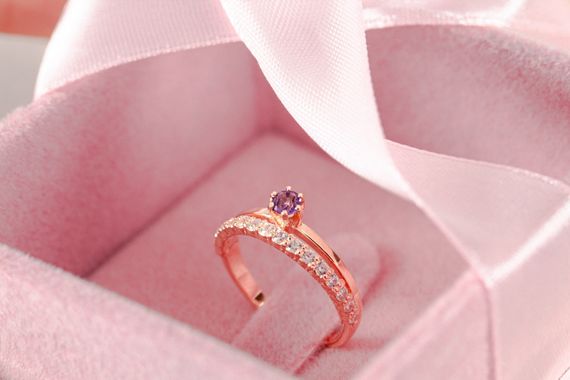 Кольцо из красного золота с аметистом 21.5 | Зображення 6