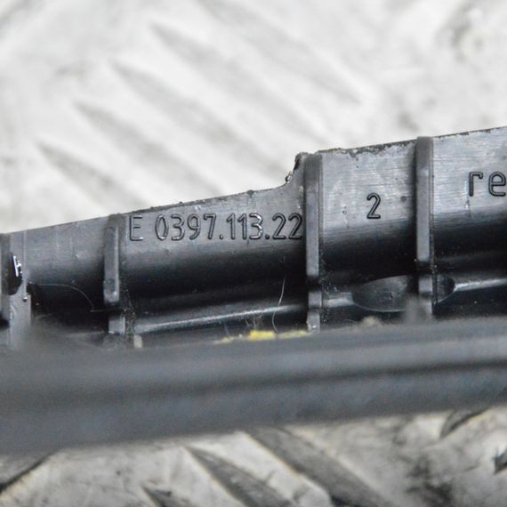 Кришка центральної консолі права сторона Mercedes E-Class W211 2002-2009 Мерседес в211 E039711322 | Зображення 2