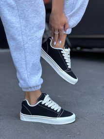 жіночі кеди