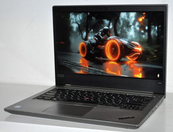 Ноутбук Б-клас Lenovo ThinkPad E480 / 14" (1920x1080) IPS / Intel Core i5-7200U (2 (4) ядра по 2.5 - 3.1 GHz) / 16 GB DDR4 / 480 GB SSD / Intel UHD Graphics 620 / WebCam / Windows 11 Pro б/в | Зображення 3