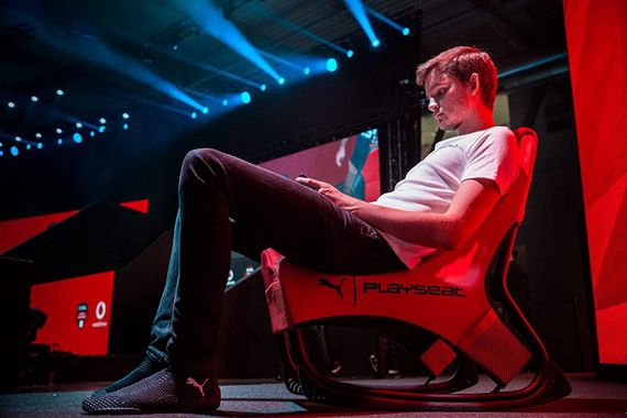 Консольное кресло Playseat PUMA Edition - Red PPG.00230 | Зображення 6