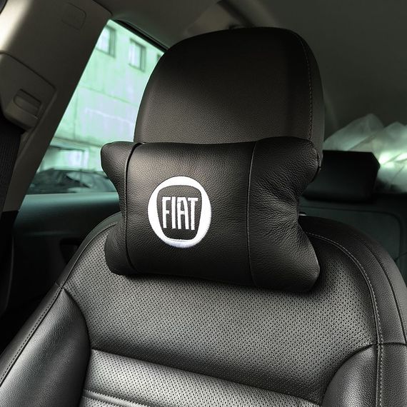 Набір подушок Fiat з натуральної шкіри + вишивка логотипу та шкіряний брелок у подарунок | Зображення 7