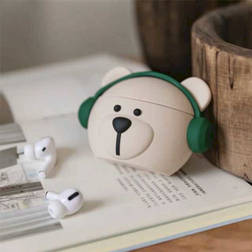 Силиконовый 3D чехол для наушников Apple AirPods Pro 1/2 Медведь в наушниках
