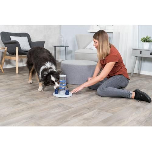 Іграшка Trixie Dog Activity Gambling Tower Башня для собак, інтерактивна розвиваюча, 25/33 см (пластик) | Зображення 4