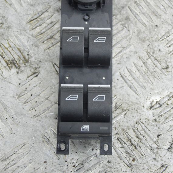 Блок керування склопідйомниками передніх лівих дверей Ford B-Max 2012-2017 Форд Б-Макс F1ET14A132GC | Зображення 2