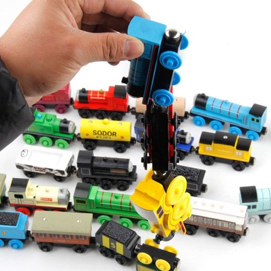 Деревянный паровозик Стенли Stanley поезд на магнитах из мультфильма Томас и его друзья | Зображення 4