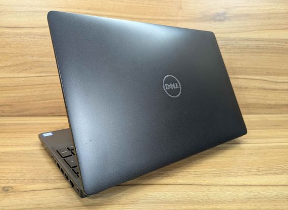 Ультрабук Dell Latitude 5500 / 15.6" (1366x768) TN / Intel Core i7-8665U (4 (8) ядра по 1.9 - 4.8 GHz) / 16 GB DDR4 / 512 GB SSD / Intel UHD Graphics / WebCam / USB Type-C / Windows 10 б/в + Подарунок бездротова миша / USB | Зображення 6