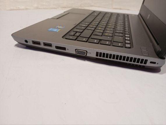 Ноутбук Б-класс HP ProBook 640 G1 / 14" (1366x768) TN / Intel Core i5-4200M (2 (4) ядра по 2.5 - 3.1 GHz) / 8 GB DDR3 / 240 GB SSD / Intel HD Graphics 4600 / DVD-RW б/в | Зображення 4