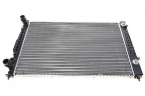 Радіатор охолодження Audi A4 A6 VW Passat 94-05 03002122