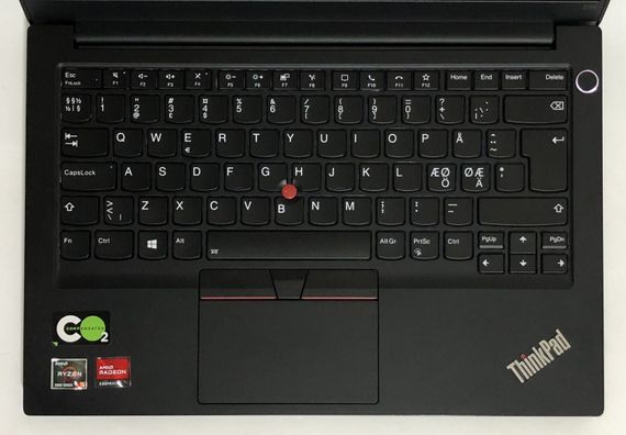 Ультрабук Б-клас Lenovo ThinkPad E14 Gen 3 / 14" (1920x1080) IPS / AMD Ryzen 5 5500U (6 (12) ядер по 2.1 - 4.0 GHz) / 8 GB DDR4 / 256 GB SSD NVMe / AMD Radeon RX Vega 7 Graphics / WebCa б/в + Подарунок Флеш-накопичувач Kingston DataTraveler Exodia S 64GB | Зображення 7