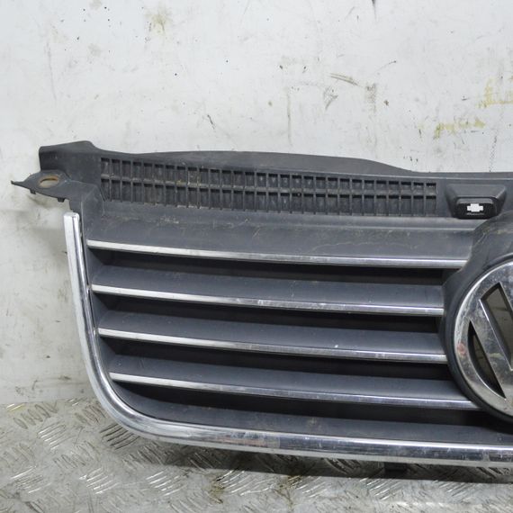 Решітка радіатора Volkswagen Passat B5 2000-2005 хром Фольксваген Пассат Б5 3B0853651L | Зображення 4