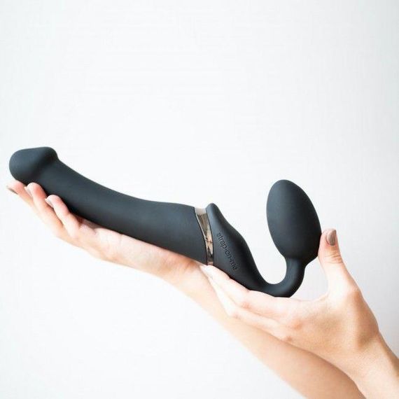 Безремінний страпон з вібрацією Strap-On-Me Vibrating Black M, діаметр 3,8см, пульт ДК, регульований sexstyle | Зображення 8