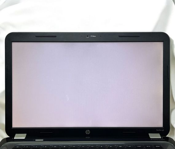 Ноутбук Б-класс HP Pavilion G6 / 15.6" TN / Intel Pentium B950 (2 ядра по 2.1GHz) / 4GB DDR3 / 120GB SSD / HD Graphics / DVD-ROM / АКБ не держит б/у | Зображення 7