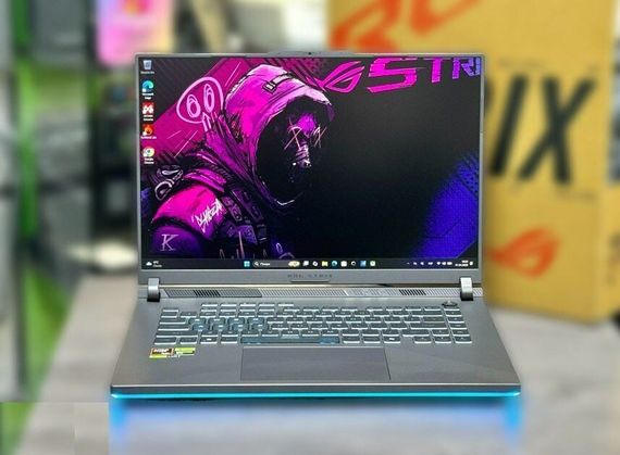 Игровой ноутбук Asus Rog Strix G16 G614F / 16" (1920x1200) IPS / AMD Ryzen 9 9955HX (16 (32) ядер по 2.5 - 5.4 GHz) / 16 GB DDR5 / 1000 GB SSD M.2 / nVidia GeForce RTX 5060, 8 GB GDDR7, 128-bit / WebCam / Win 11 Home | Зображення 1
