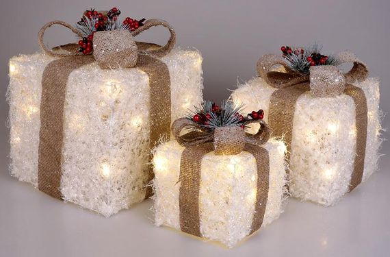 Набір декоративних подарунків - 3 коробки 15х20см, 20х25см, 25х30см з LED-підсвіткою, білий з бежевим | Зображення 1
