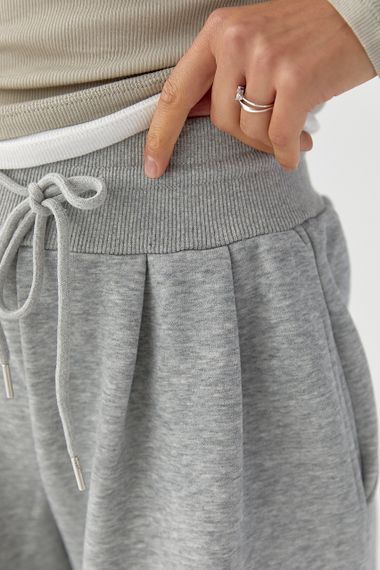 Теплі однотонні спортивні штани зі складками - сірий цвет, L (є розміри) | Зображення 3