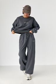 Спортивний костюм із плюшевим начісом з коротким світшотом та штанами палаццо - темно-сірий цвет, M/L (є розміри)