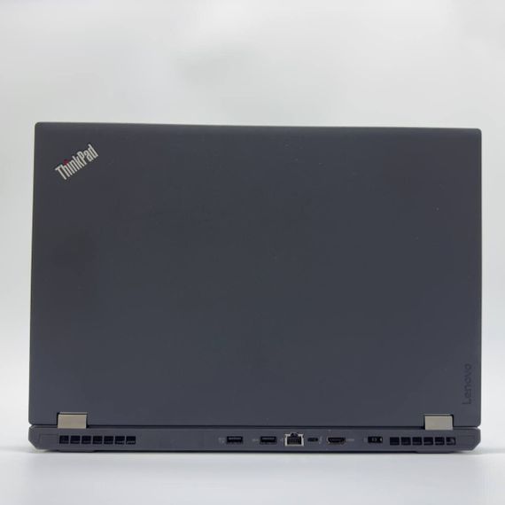 Мобільна робоча станція Lenovo ThinkPad P50 / 15.6" (1920x1080) IPS / Intel Core i7-6700HQ (4 (8) ядра по 2.6 - 3.5 GHz) / 16 GB DDR4 / 256 GB SSD / nVidia Quadro M1000M, 4 GB GDDR5, 128-bit / WebCam б/в + Подарунок Мишка та килимок | Зображення 6