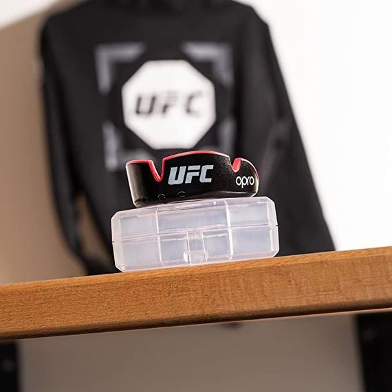 Капа OPRO Silver UFC доросла (вік 11+) Black/Red (ufc.102514001) | Зображення 8