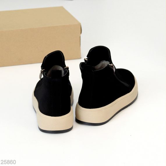 Лаконічні чорні замшеві зимові черевики на дві блискавки | Зображення 3