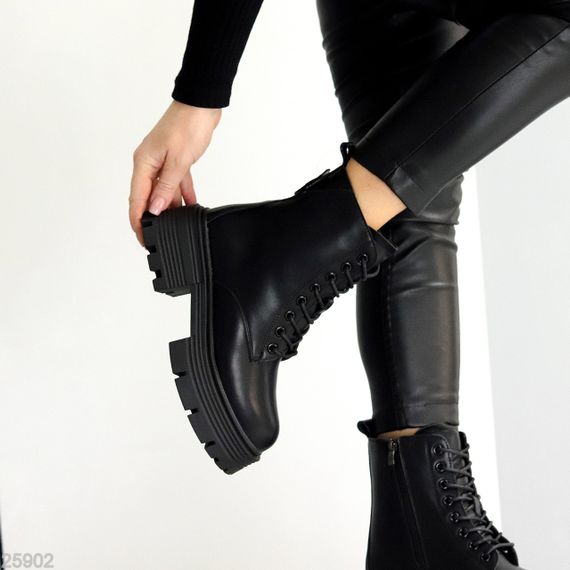 Чорні зимові шкіряні черевики берці на тракторній підошві | Зображення 6