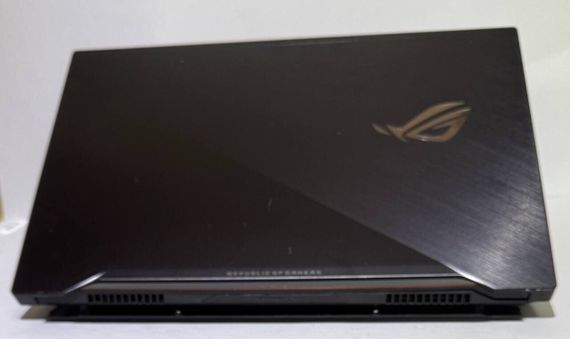 Ігровий ноутбук ASUS ROG Zephyrus GM501GS / 15.6" (1920x1080) IPS / Intel Core i7-8750H (6 (12) ядер по 2.2 - 4.1 GHz) / 16 GB DDR4 / 500 GB SSD / nVidia GeForce GTX 1070, 8 GB GDDR5, 256-bit / WebCam б/в | Зображення 6