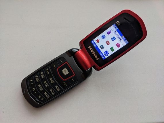 Мобильный телефон Samsung E2210 бу