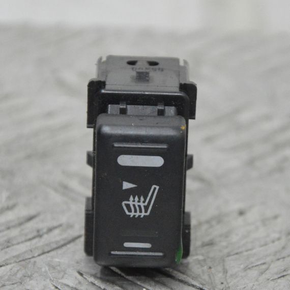 Кнопка підігріву правого сидіння Nissan Navara Pathfinder 2005-2015 Кнопка обігріву сидіння Ніссан 55208