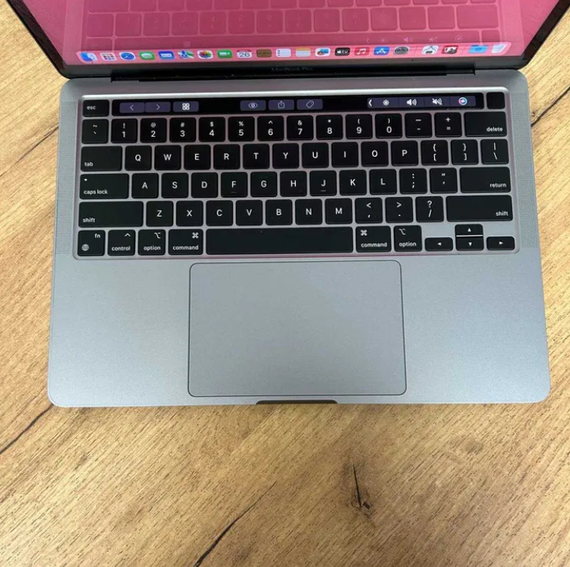 Ноутбук MacBook Pro 13 A2338 2020 Apple M1 8Gb SSD 500Gb 42цикла Б/В | Зображення 3