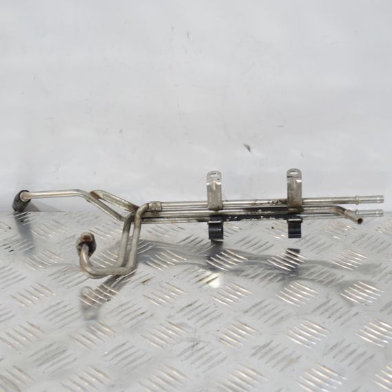 Трубка системи охолодження 1.2 TSI Volkswagen Golf VI 2008-2013 Патрубок води Фольксваген Гольф 6 03F121497A