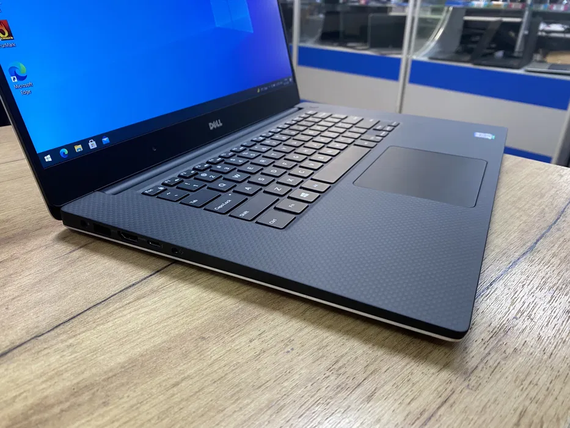 Ноутбук Dell Precision 5510 15.6  IPS core i7 6820HQ/8gb/240ssd/Quadro M1000M | Зображення 2