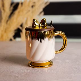 Новорічна порцелянова чашка «Золотий Вихор» 450 мл з кришкою і ложкою Yiwu FM-23D