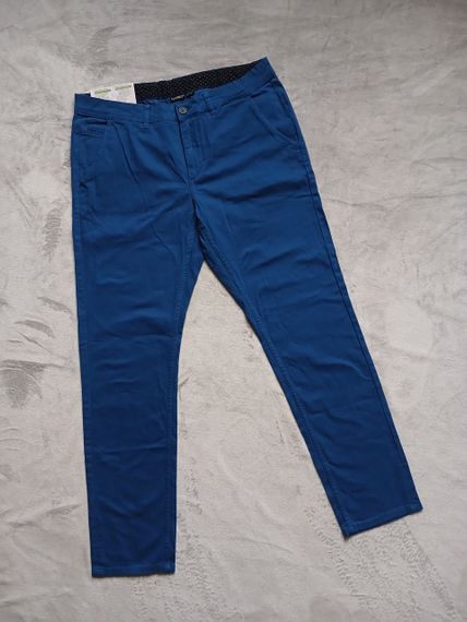 Мужские штаны чиносы зауженные Livergy