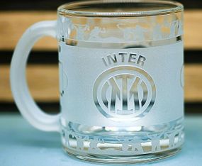 Скляна чашка 320 мл ФК Internazionale Milano Інтер  з гравіюванням подарунок для фаната  футбольна кружка
