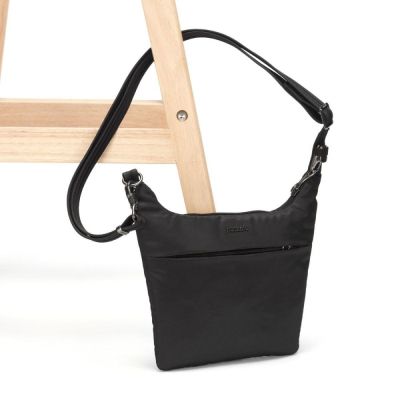 Сумка Pacsafe Cruise on the go Crossbody Чорна (20705100) | Зображення 2