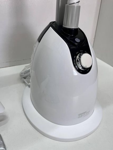 Білий Відпарювач вертикальний для одягу зі стійкою Zepline ZP-130 3000W | Зображення 1