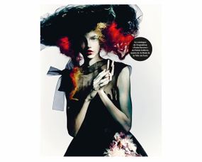 Книга Paolo Roversi: Palais Galliera 2024 Альбомы известных фотографов книга с работами Паоло Роверси