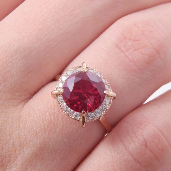 Кольцо из желтого золота с большим розовым камнем 14.5 | Зображення 3