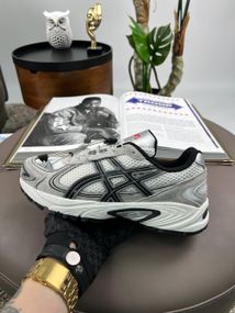 Чоловічі кросівки ASICS Gel-Kahana TR V4 Light Grey (замша , текстиль) весна / літо / осінь